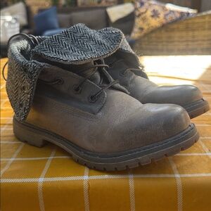 Gray timberland boots size 7
